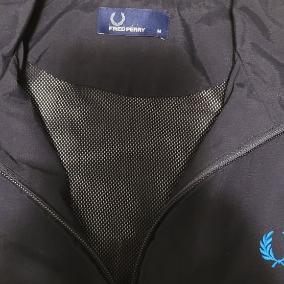 FRED PERRY HARRINGTON JACKET NAVY MEDIUM - Picture 5 of 5